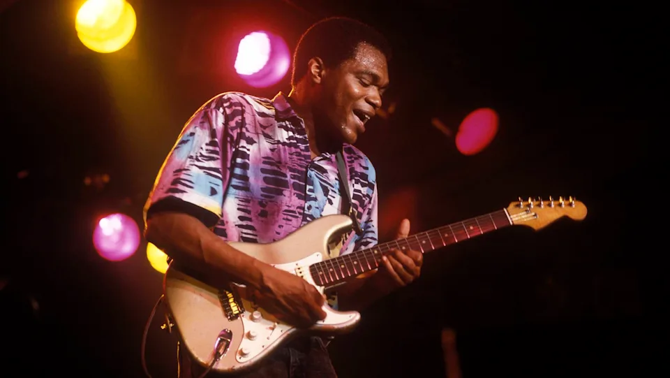 Robert Cray on stage